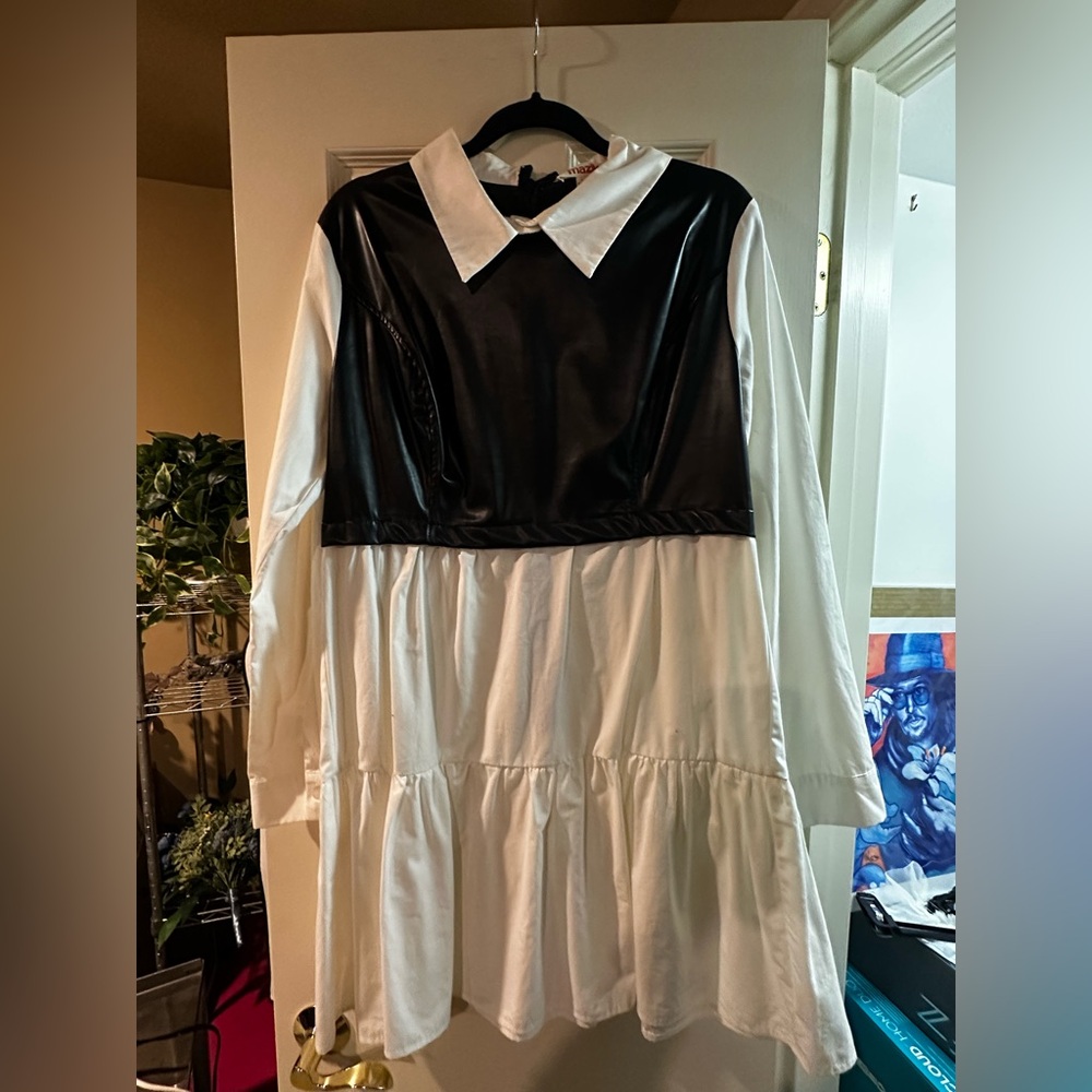 NWOT Tags Size large dress white button with leather top